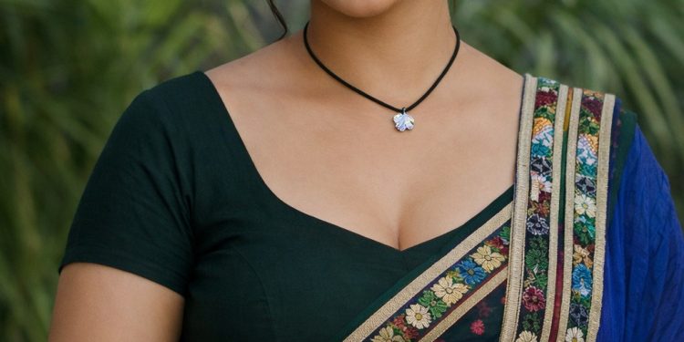 घर में खाना बनाने आती थी ममता, खूबसूरती देख संदीप का आ गया उस पर दिल, फिर ये हुआ इस रिश्ते का अंजाम