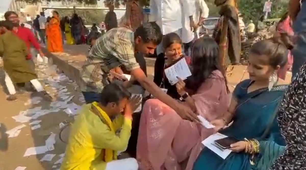 पीयू छात्रसंघ चुनाव में वोट मांगने का ये तरीका वायरल