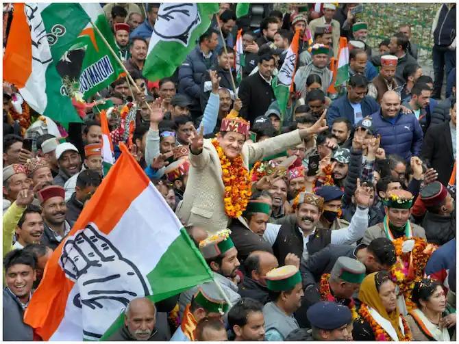 हिमाचल में सीएम पद के लिए मंथन तेज, कांग्रेस आलाकमान लेगा फैसला