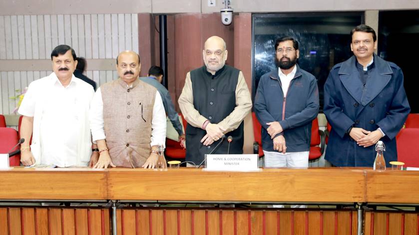 महाराष्ट्र और कर्नाटक के बीच सीमा विवाद पर अमित शाह ने नई दिल्ली में बैठक की