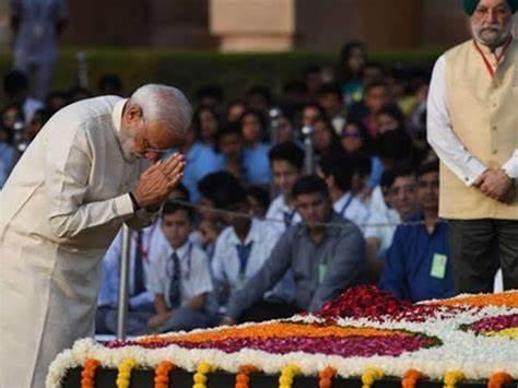 शारदा मठ की अध्यक्ष प्रव्रजिका भक्तिप्राण माताजी के देहावसान पर पीएम मोदी ने श्रद्धांजलि अर्पित की