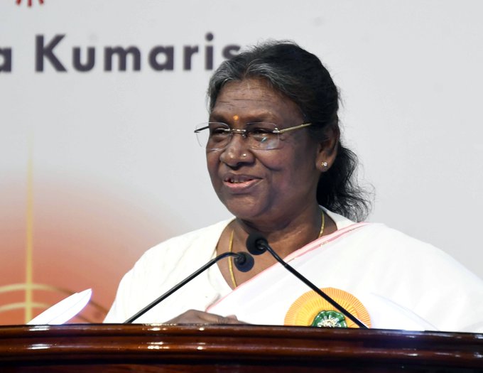 राष्ट्रपति मुर्मू ने ज्ञानप्रभा मिशन के स्थापना दिवस समारोह की गरिमा बढ़ाई