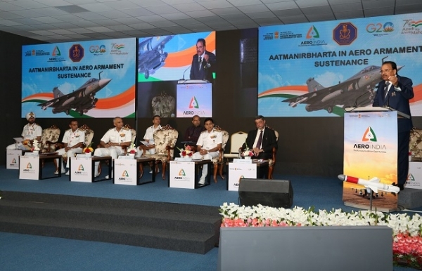 ‘आत्मनिर्भर भारत’ के लिए हथियारों और युद्ध-उपकरणों का पूर्ण स्वदेशीकरण जरूरी: अजय भट्ट