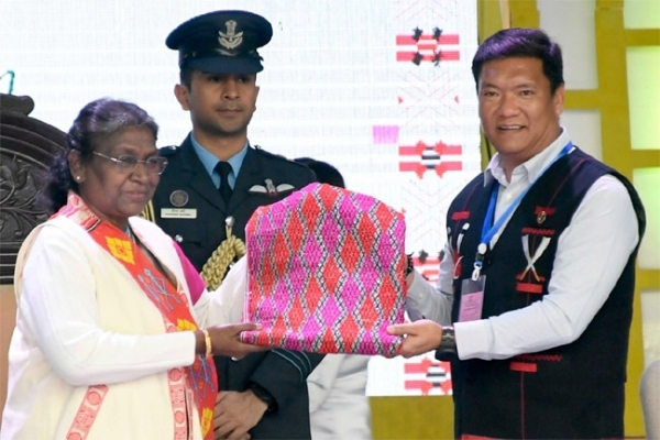 राष्ट्रपति ने अरुणाचल प्रदेश के 37वें स्‍थापना दिवस समारोह में भाग लिया