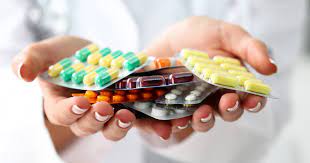 डॉक्टरों को बतानी होगी एंटीबायोटिक्स लिखने की वजह, स्वास्थ्य मंत्रालय के नोटिफिकेशन से होगा बड़ा बदलाव