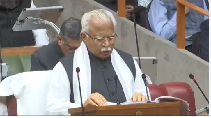 हरियाणा सीएम मनोहर लाल खट्टर ने पेश किया बजट, व्यक्त किया पीएम मोदी का आभार