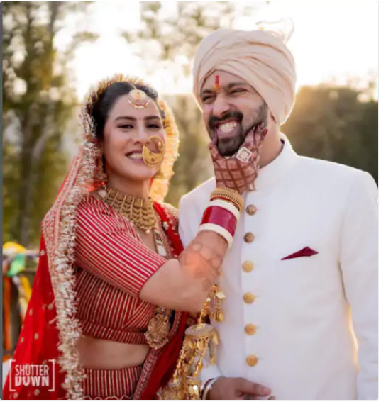 12th फेल स्टार विक्रांत मैसी के घर आया नन्हा मेहमान, पत्नी शीतल ने बेटे को दिया जन्म