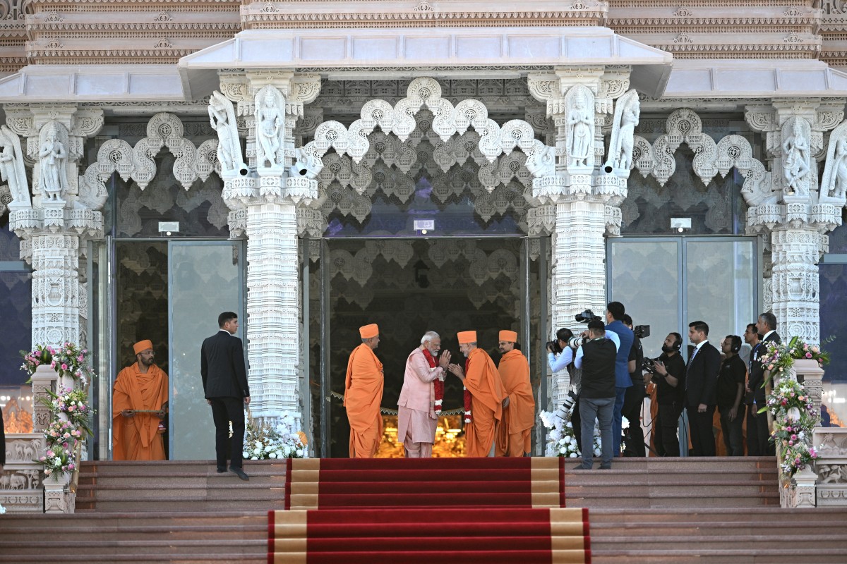 पीएम मोदी ने किया UAE के पहले हिंदू मंदिर का उद्घाटन, मंदिर में की मूर्तियों की पूजा; 700 करोड़ में हुआ है निर्माण
