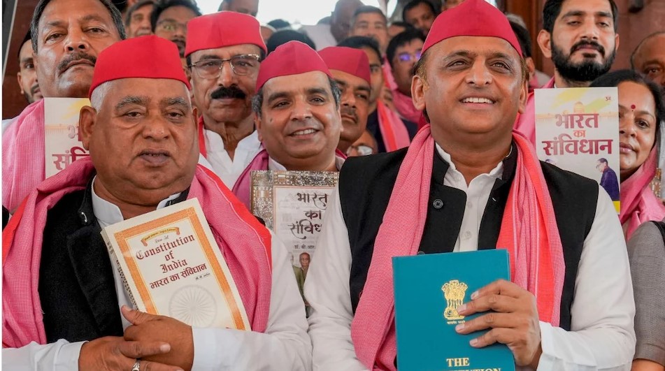 क्या डिप्टी स्पीकर बनेंगे अयोध्या सांसद अवधेश प्रसाद, ममता बनर्जी के प्रस्ताव के बाद हुई चर्चा, रक्षा मंत्री से भी हुई बात