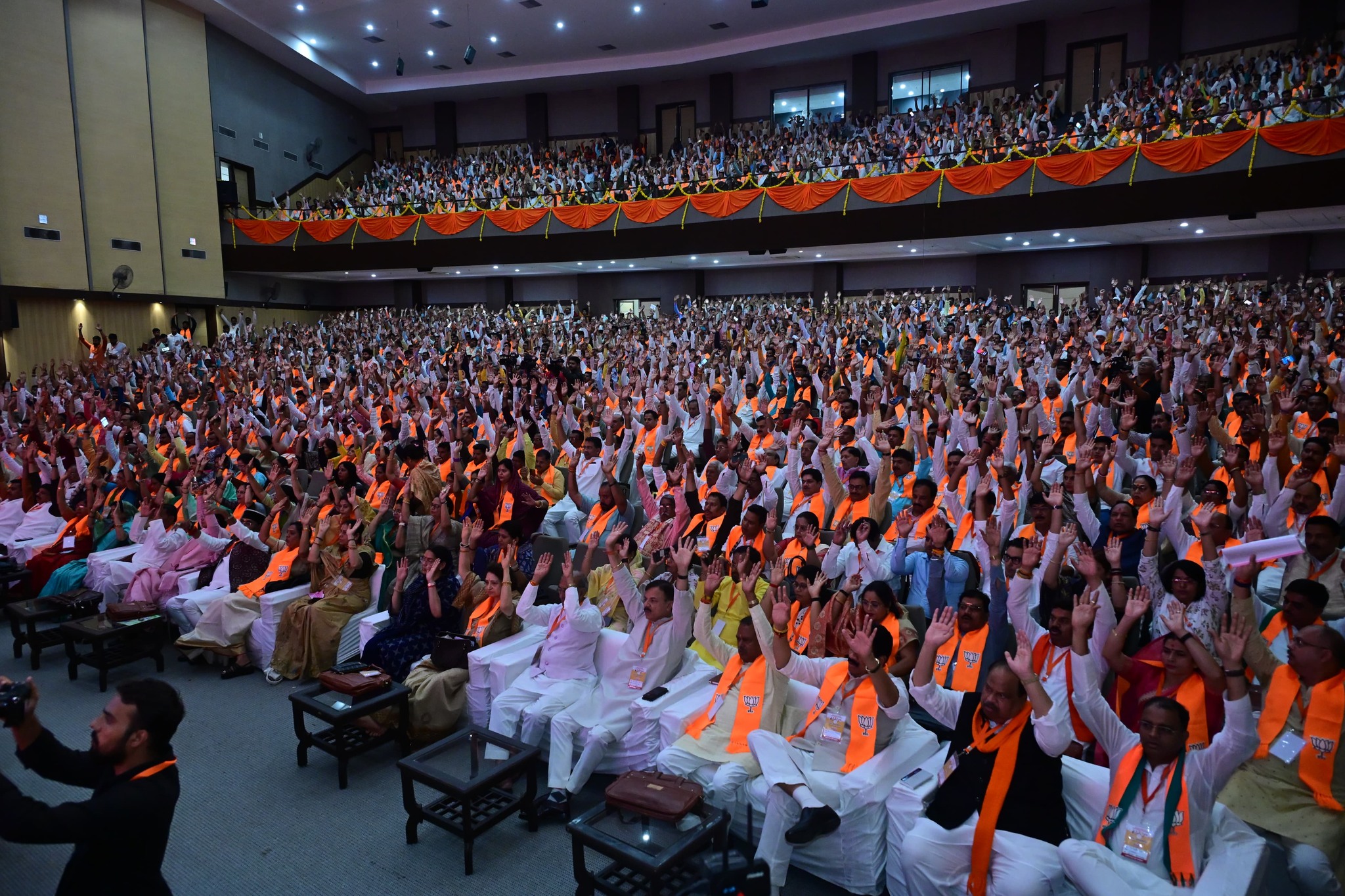 भोपाल में बीजेपी कार्यसमिति की बैठक जारी: बीजेपी प्रदेशाध्यक्ष वीडी बोले- हम 7 विधानसभा में हारे चुनाव, 80 फीसदी बूथ पर बनाया रिकॉर्ड