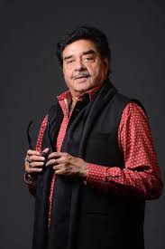 मेरी सर्जरी हुई और मुझे ही पता नहीं.. अस्पताल से डिस्चार्ज हुए शत्रुघ्न सिन्हा, सर्जरी की खबरों को बताया फर्जी