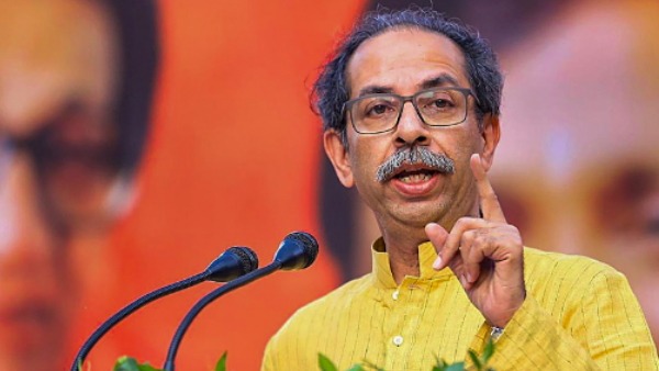 उद्धव ठाकरे ने महाराष्ट्र सरकार पर लगाए गंभीर आरोप, कहा- धारावी के नाम पर चल रहा अडाणी का विकास