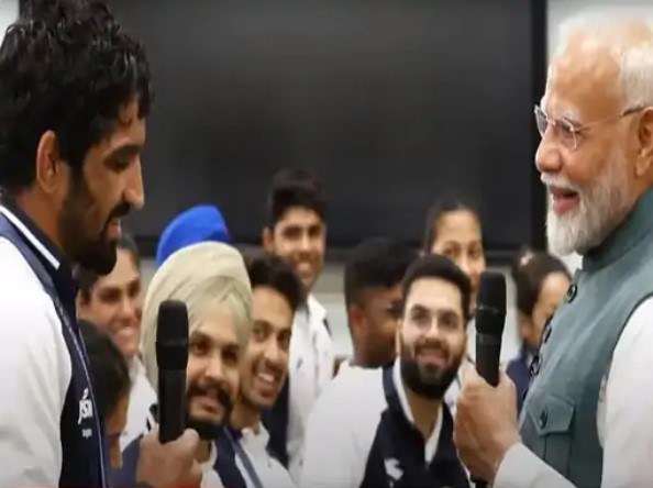 हमें बोलते तो हम बनवा देते कुछ भाई.. जब पहलवान अमन से पीएम मोदी से पूछा, क्या खाने का मन है?