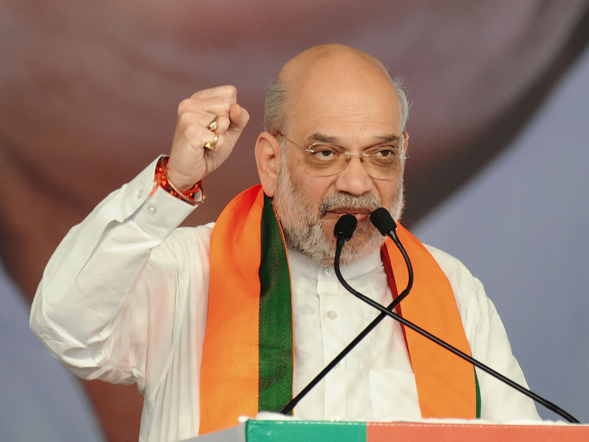 सतारा में गृहमंत्री अमित शाह की जनसभा: MVA को बताया औरंगजेब का हितैषी, कहा- ये लोग वफ्फ को दे देंगे किसानों की जमीन