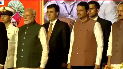 तीसरी बार महाराष्ट्र के सीएम बने देवेंद्र फडणवीस: PM मोदी-गृहमंत्री शाह की मौजूदगी में ली शपथ, शिंदे-अजित बने डिप्टी सीएम