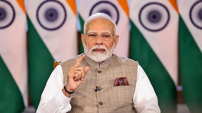 नौकरशाही में बड़ा फेरबदल: मोदी सरकार ने बदले कई मंत्रालयों के सचिव, देखें तबादले की पूरी लिस्ट!