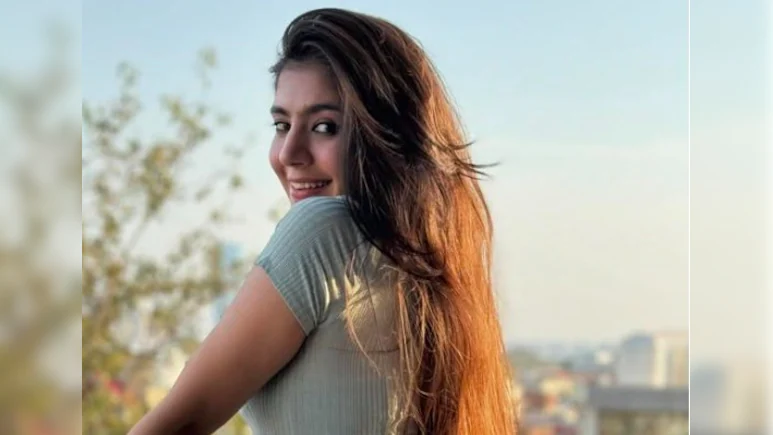 देश की मशहूर RJ सिमरन ने किया सुसाइड, गुड़गांव के फ्लैट में मिली लाश, मचा हड़कंप!