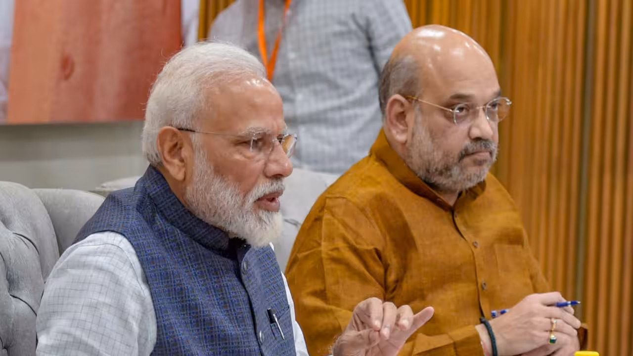 महाकुंभ में दर्दनाक हादसा: अत्यंत व्यथित हूं.. भगदड़ पर क्या बोले गृहमंत्री अमित शाह, सामने आया ये बयान