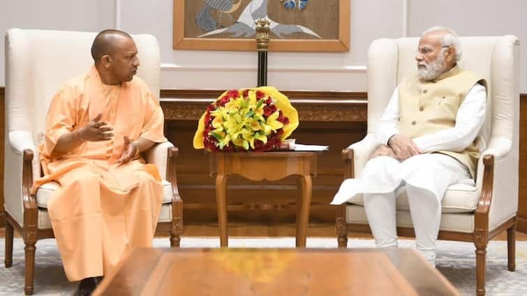 नड्डा के बाद आज पीएम मोदी से होगी सीएम योगी की मुलाकात, मंत्रिमंडल विस्तार समेत इन 3 मुद्दों पर हो सकती है चर्चा