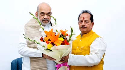 डिप्टी CM विजय सिन्हा की गृहमंत्री से मुलाकात:  विधानसभा सत्र छोड़ अमित शाह से मिलने पहुंचे सिन्हा, सियासी गलियारों में हुई हलचल