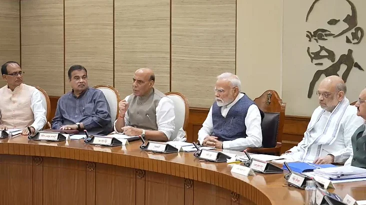 मोदी कैबिनेट बैठक में हुए कई अहम फैसले, करोड़ों के रेलवे प्रोजेक्ट्स समेत इन प्रस्तावों को मिली मंजूरी