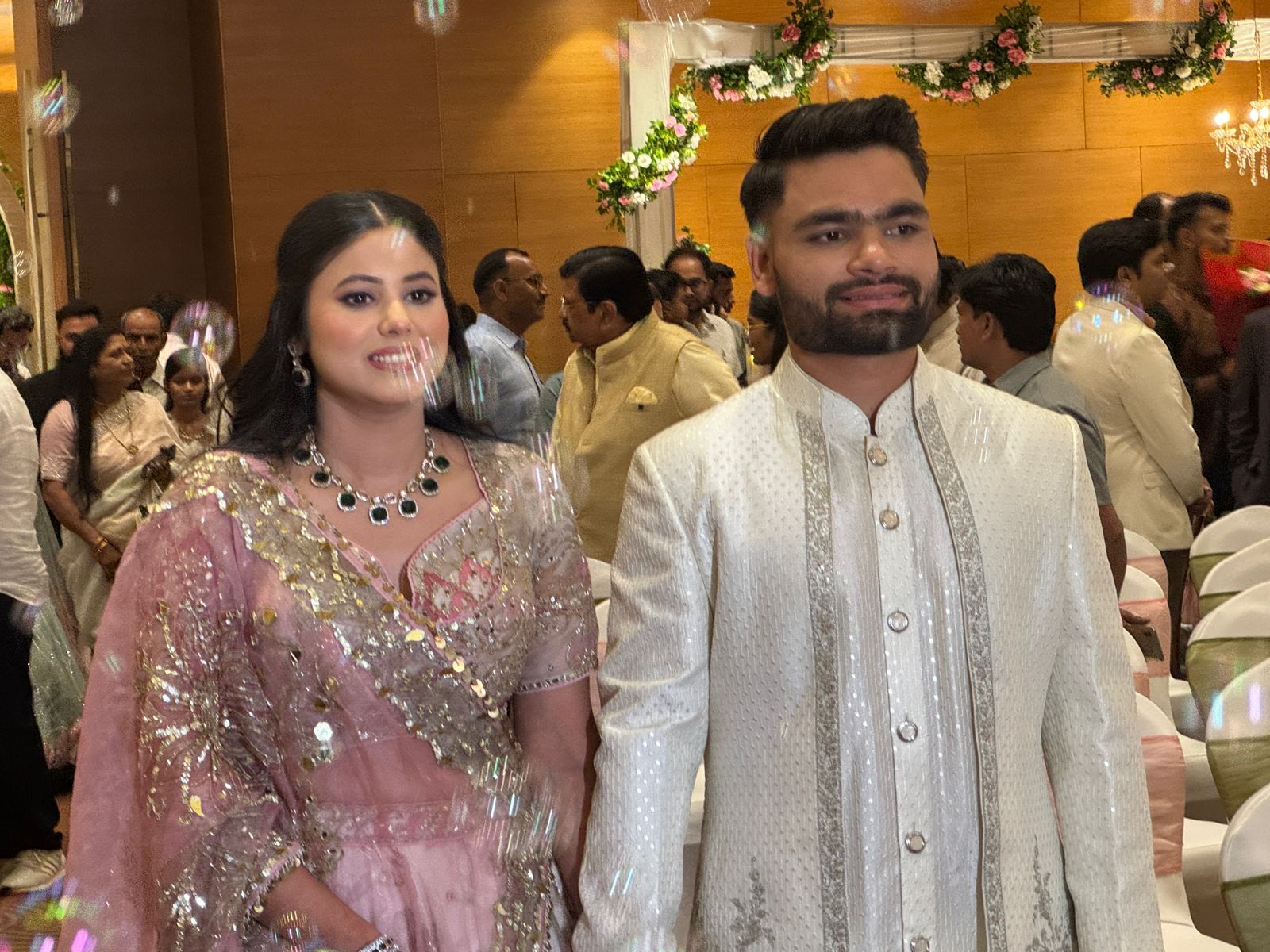 एक दूजे के हुए रिंकू सिंह और प्रिया सरोज, सगाई में पहुंची दिग्गज हस्तियां, देखें रिंग सेरेमनी की फोटोज