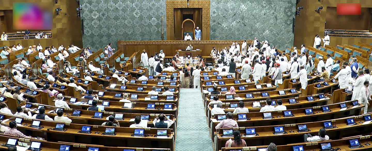 ऑपरेशन सिंदूर पर संग्राम: लोकसभा में 28, राज्यसभा में 29 जुलाई को होगी चर्चा, दोनों सदनों में इतने घंटे होगी बहस