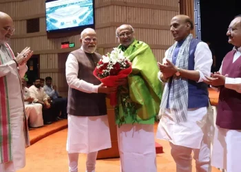 NDA संसदीय दल की बैठक: पीएम मोदी का विपक्ष पर करारा हमला, कहा- नेहरू ने किया बंटवारा