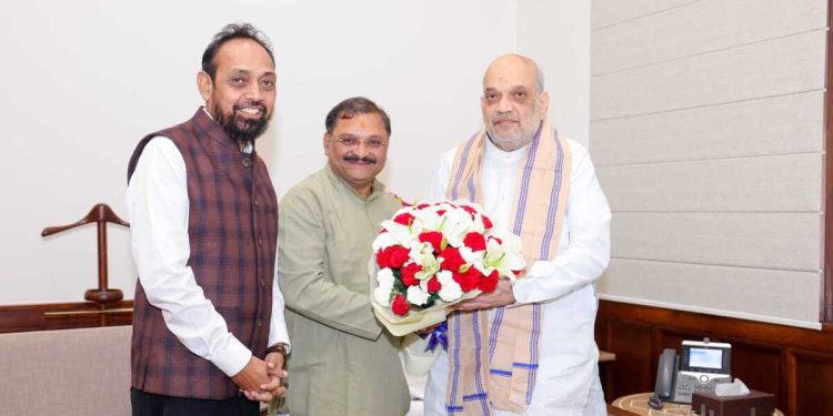 अमित शाह से मिलने पहुंचे सांसद विद्युत महतो, गृहमंत्री को दी ऑपरेशन सिंदूर की कामयाबी की बधाई