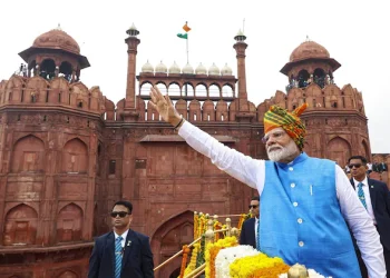 मोदी सरकार की इस योजना से बदलेगी युवाओं की तकदीर, 1 लाख करोड़ के फंड से आएगी बंपर नौकरियां