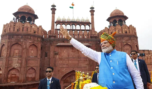 मोदी सरकार की इस योजना से बदलेगी युवाओं की तकदीर, 1 लाख करोड़ के फंड से आएगी बंपर नौकरियां