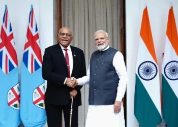 पीएम मोदी ने की फिजी के प्रधानमंत्री से मुलाकात, द्विपक्षीय रिश्तों समेत इन मुद्दों पर हुई बातचीत