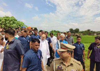 बाढ़ से तबाही के बीच दूसरी बार जम्मू पहुंचे गृहमंत्री, अमित शाह ने की पीड़ितों से मुलाकात