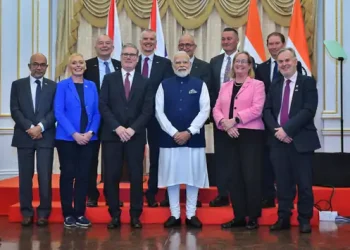 भारत में खुलेगा ब्रिटेन की इन 9 यूनिवर्सिटियों का कैंपस, पीएम मोदी-कीर स्टार्मर के बीच हुई मुलाकात