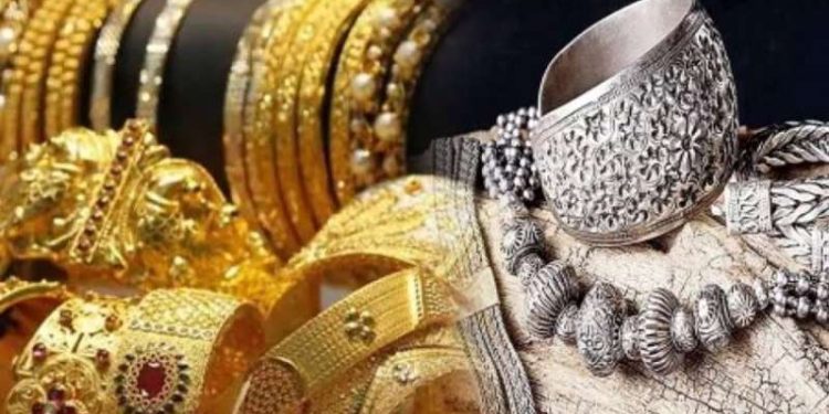दिवाली के बाद सोने में आई भारी गिरावट, इतने रूपए हुआ सस्ता, चांदी की कीमत भी गिरी