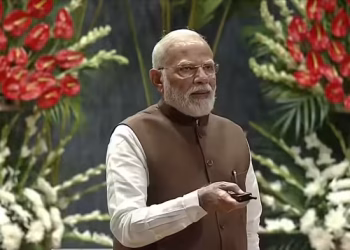 देश के करोड़ों किसानों के लिए खुशखबरी, पीएम मोदी ने दिया 42 हजार का दिवाली गिफ्ट, जानें कैसे मिलेगा फायदा