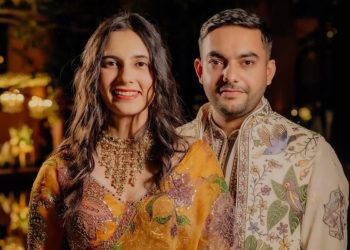 कौन हैं IAS अभिनव, जिन्होंने खूबसूरत IPS आशना से रचाई शादी, ऐसे शुरू हुई थी दोनों की लव स्टोरी