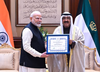 पीएम मोदी को मिला ‘ऑर्डर ऑफ ओमान’, मिला सर्वोच्च सम्मान, बना नया  रिकॉर्ड