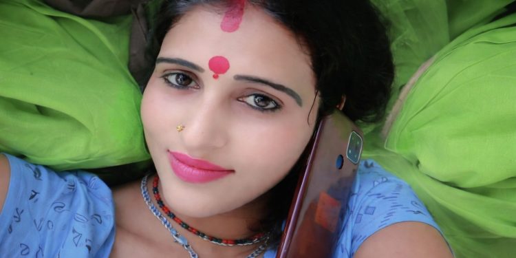 6 बच्चों को लेकर आशिक के पास आई, बॉयफ्रेंड से पैदा हुआ एक और बच्चा, फिर 7 बच्चों की चंद्ररेखा के साथ हुआ कांड
