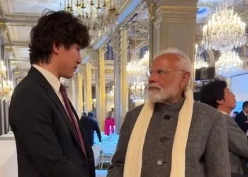 AI Summit में पीएम मोदी के साथ दिखा 29 साल का अरबपति लड़का, इनका काम जान हैरान रह जाएंगे