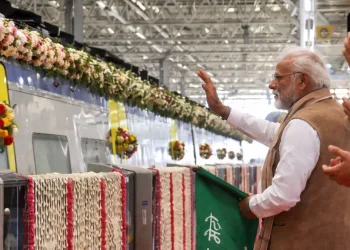 अब सिर्फ 55 मिनट में तय होगा मेरठ से दिल्ली तक का सफर.. पीएम मोदी ने किया नमो भारत रैपिड रेल का उद्घाटन