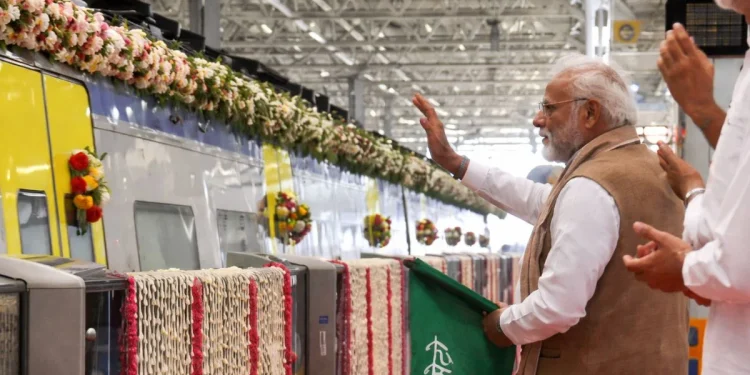 अब सिर्फ 55 मिनट में तय होगा मेरठ से दिल्ली तक का सफर.. पीएम मोदी ने किया नमो भारत रैपिड रेल का उद्घाटन