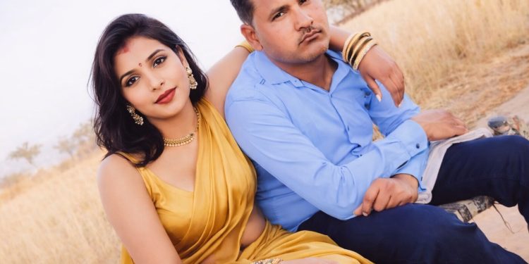 झांसी में 20 घंटे अंदर मनोज और पत्नी वंदना की मौत, 12 साल के बेटे ने बताया क्या हुआ था दोनों के बीच