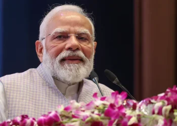 पीएम मोदी की ‘डायलॉग डिप्लोमेसी’, ईरान युद्ध के बीच इन 5 देशों के राष्ट्राध्यक्षों से की बात, जानिए क्या कहा