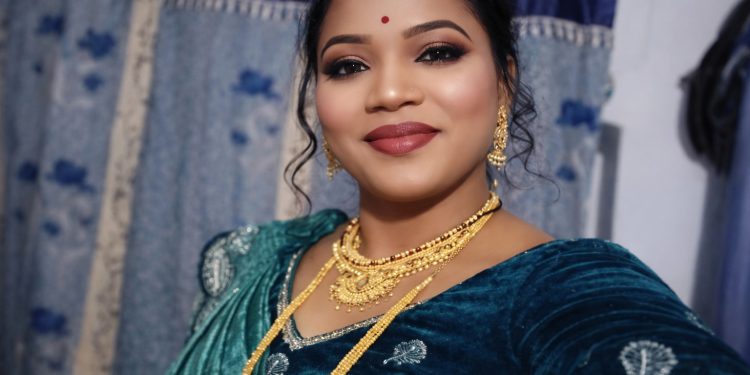 देवर ने घर में घुसकर भाभी माया पर चला दिए ताबड़तोड़ चाकू, फिर खुद भी की खुदकुशी, वजह जान आप भी चौंक जाएंगे