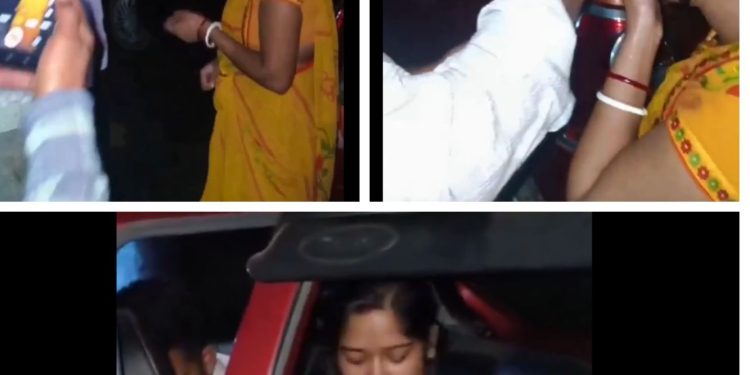 पत्नी को कार में आशिक संग पकड़ा, पति ने पानी से धोकर मिटाया बीवी की मांग का सिंदूर, फिर….