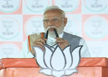 झूठ बोलो और गाली दो.. पीएम मोदी ने बताया टीएमसी का फॉर्मूला, बंगाल में प्रचार के आखिरी दिन ममता पर बोला हमला