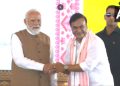 दूसरी बार असम के CM बने हिमंता, 2 बीजेपी और 2 सहयोगी दलों से मंत्री बने, पीएम-गृहमंत्री मौजूद रहे, सिंधिया ने की मोदी की तारीफ