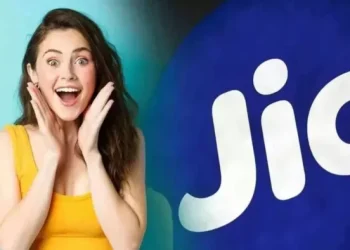 Jio Family Plan ₹449: 4 SIM एक साथ चलाने की सुविधा, 75GB डेटा, अनलिमिटेड कॉलिंग और JioHotstar फ्री
