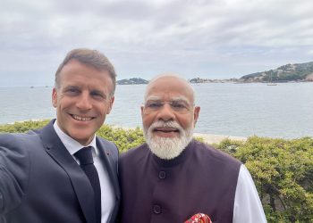 Emmanuel Macron PM Modi Video: फ्रांस के राष्ट्रपति मैक्रों ने ‘आरी आरी’ गाने के साथ शेयर किया PM मोदी का वीडियो, सोशल मीडिया पर छाया भारत-फ्रांस दोस्ती का अंदाज